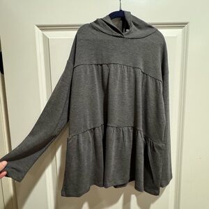 Girls Youth Large gray hooded tiered shirt!